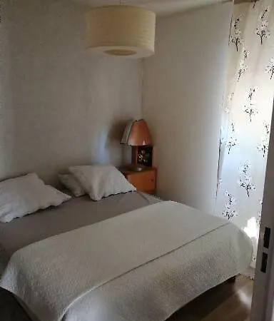 Superbe T2 Avec Parking Gratuit Tt Equipe Apartmán Nîmes