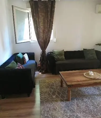 Superbe T2 Avec Parking Gratuit Tt Equipe Apartmán *